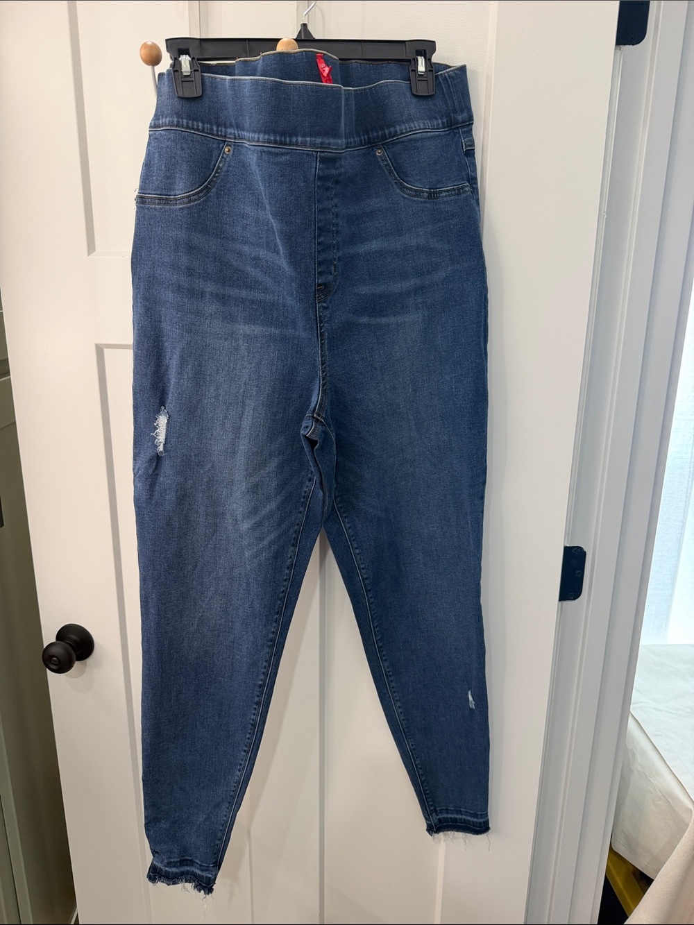 SPANX Dark Blue High-Waist Jeggings with Subtle Distressing